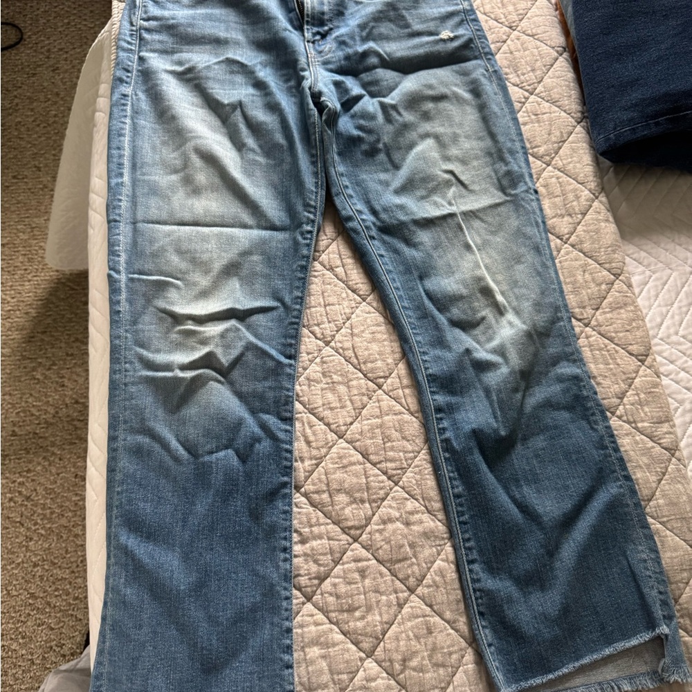 MOTHER Insider Crop Step fray Jeans